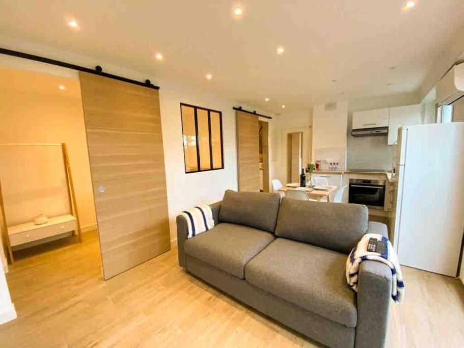 Le Coeur Du Cap D'antibes - Terrasse - Parking - Wifi Appartement